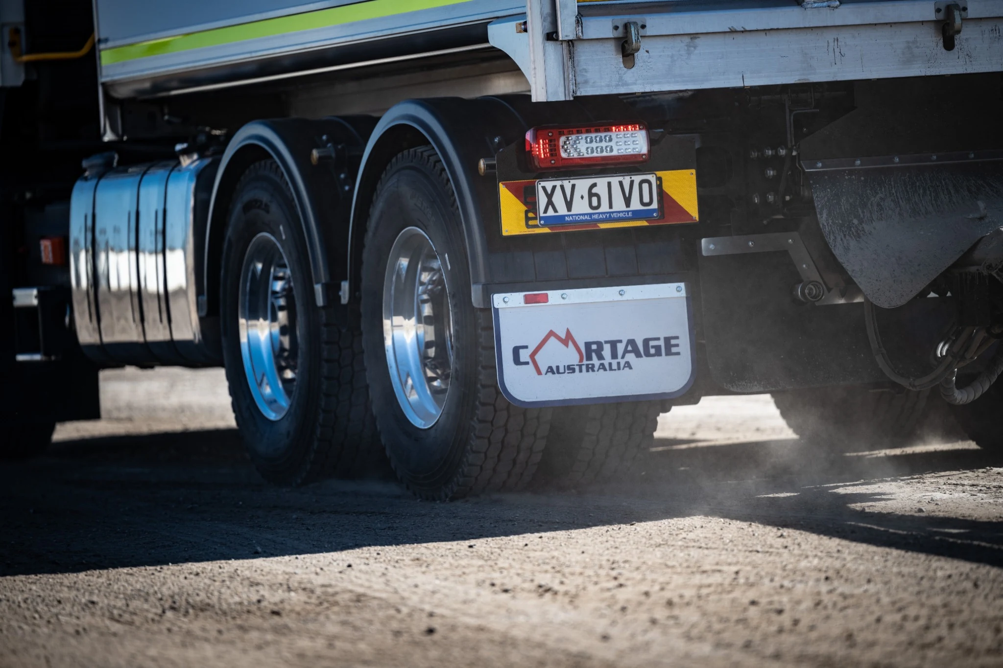 Cartage Australia truck reliability and performance
